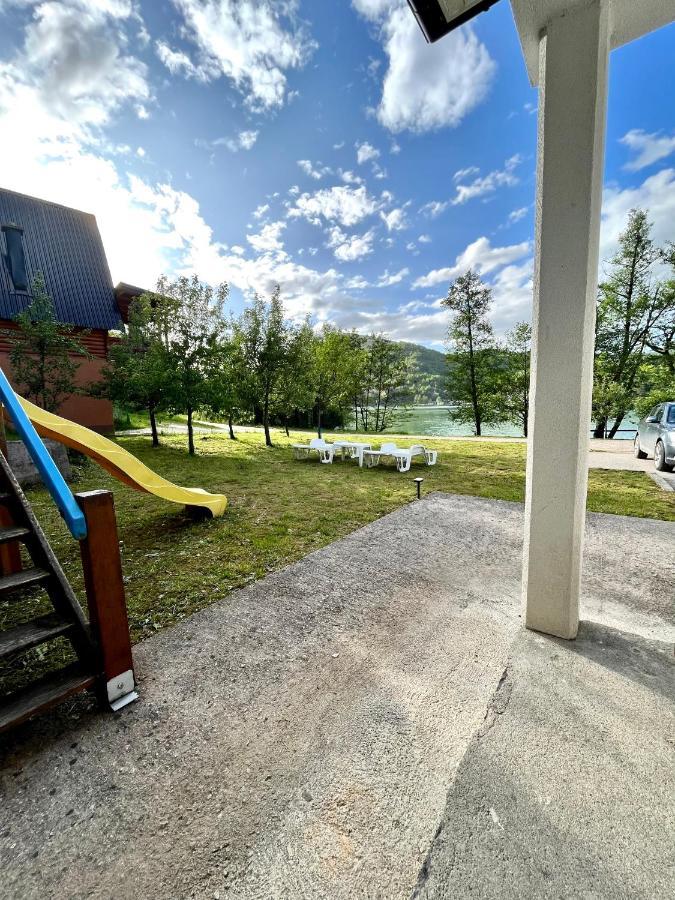 Cobras Plivsko Jezero, Jajce Exterior foto